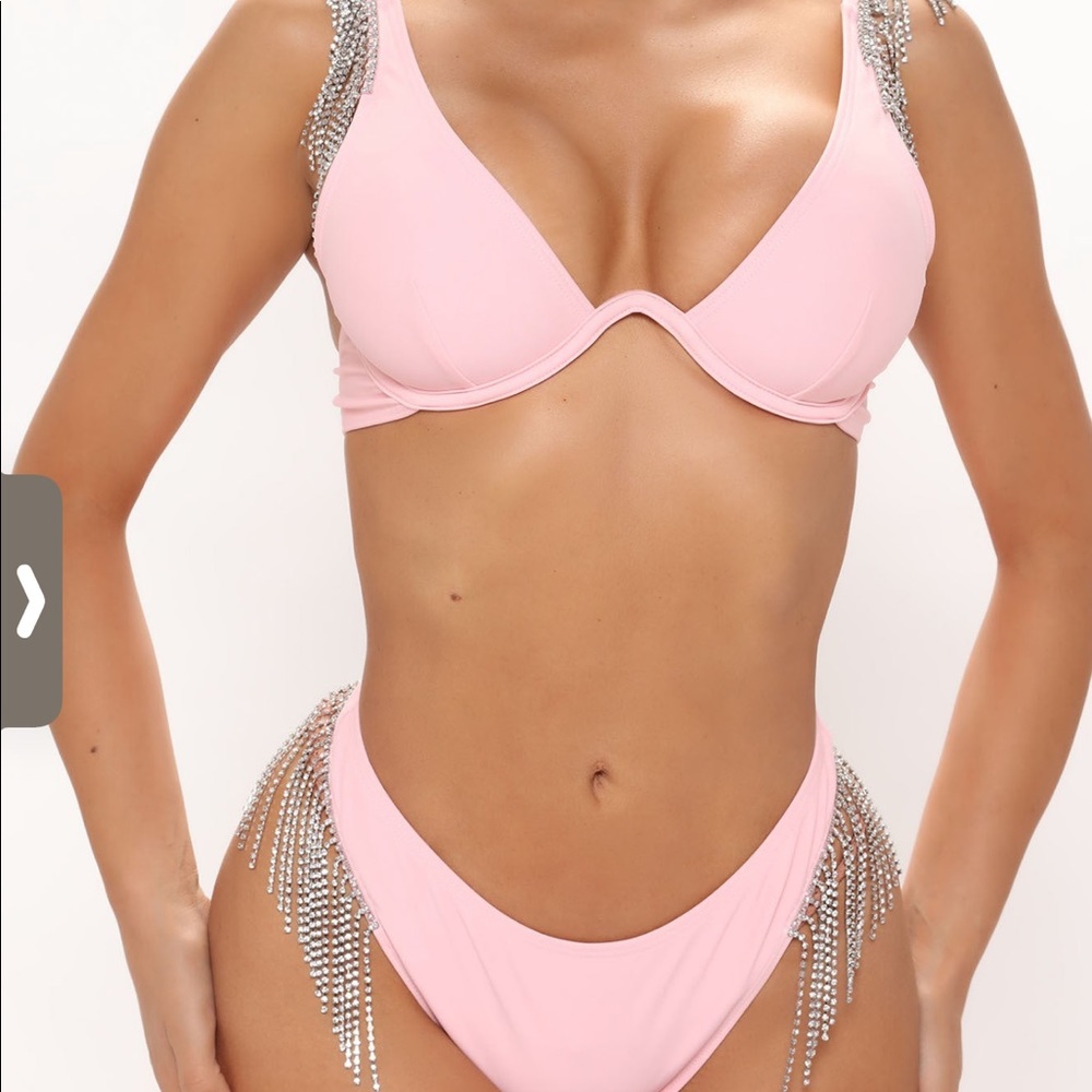 Bathing suit